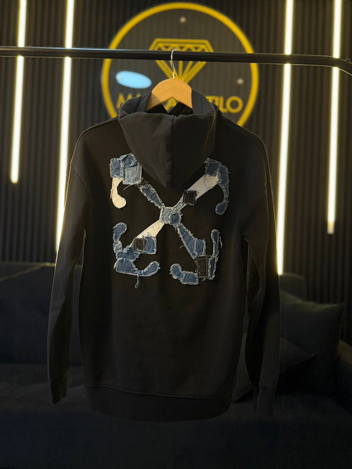 Off-White Hoddie Arrow Jeans